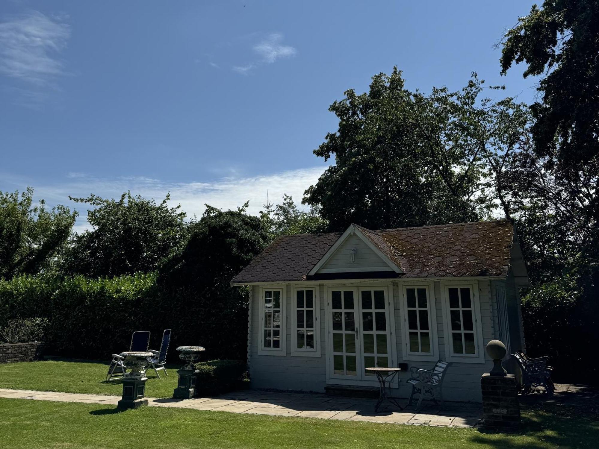 Hookwood Lodge London Gatwick هورلي المظهر الخارجي الصورة