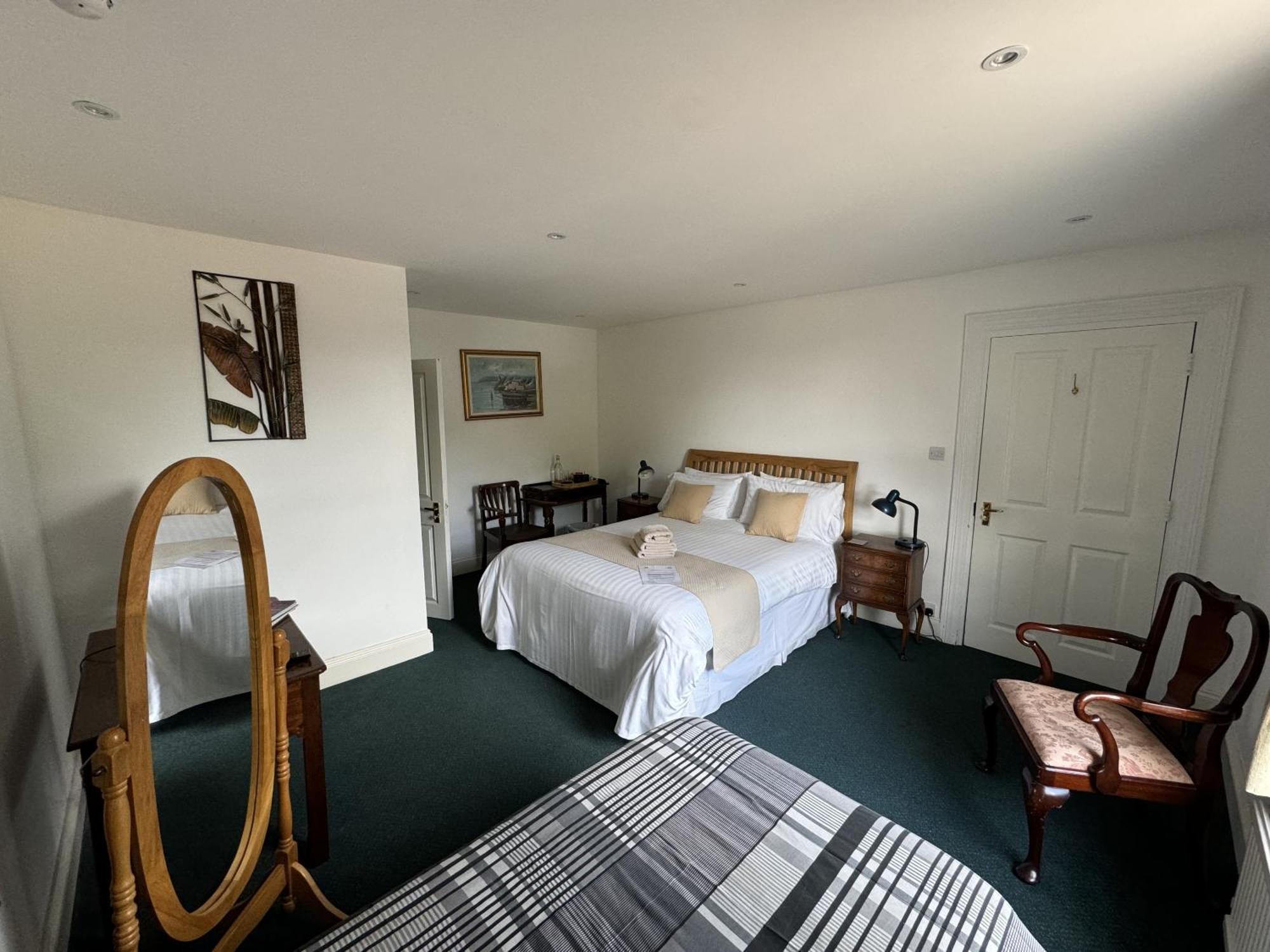 Hookwood Lodge London Gatwick هورلي الغرفة الصورة