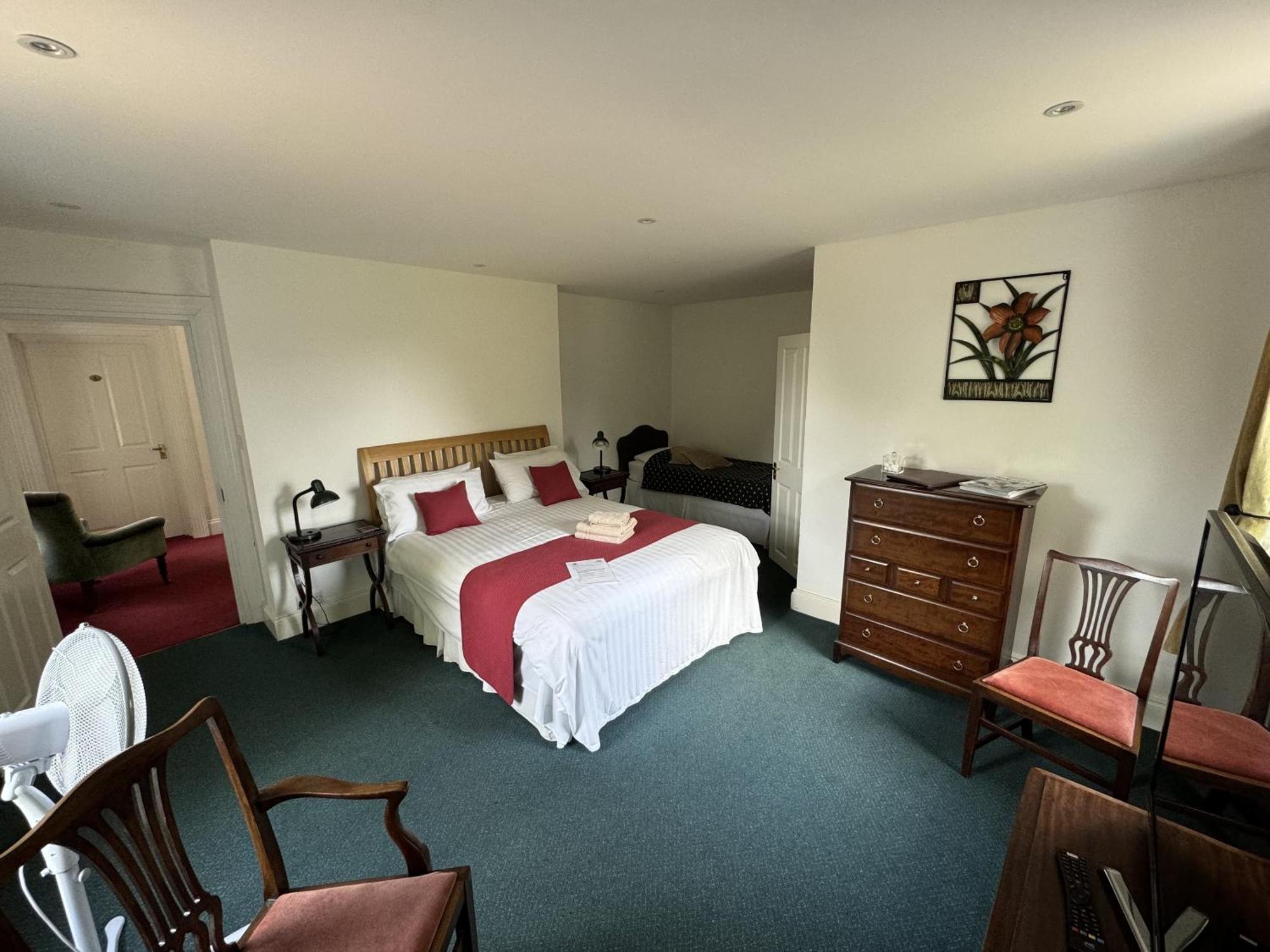 Hookwood Lodge London Gatwick هورلي الغرفة الصورة